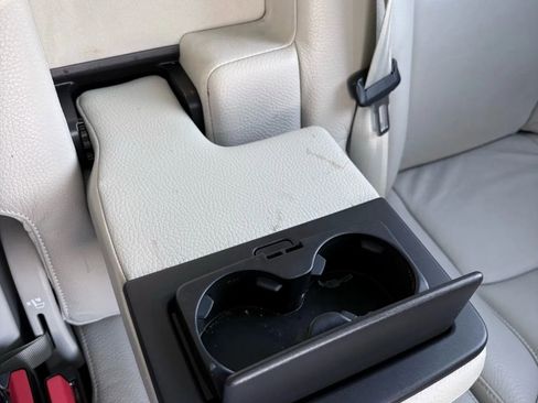 Used 2021 Volvo XC90 T6 Momentum image 31