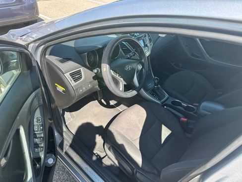 Used 2016 Hyundai Elantra Value Edition FWD image 5
