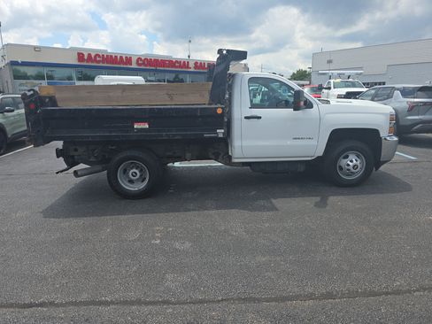Used 2019 Chevrolet Silverado 3500 W/T w/ WT Convenience Package AWD/4WD image 2