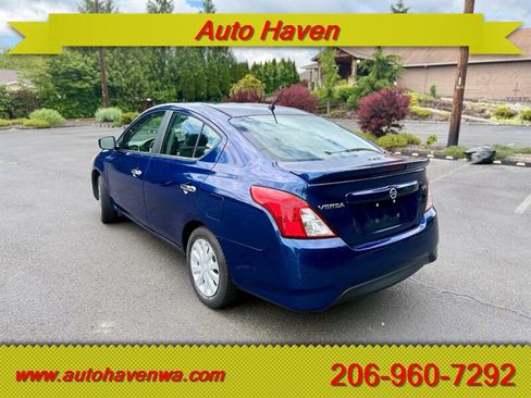 Used 2018 Nissan Versa SV FWD image 7