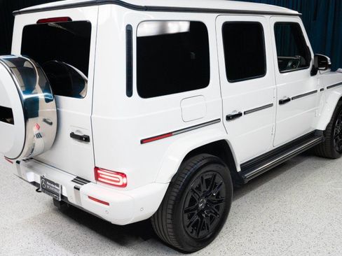 Certified 2025 Mercedes-Benz G 550 image 5