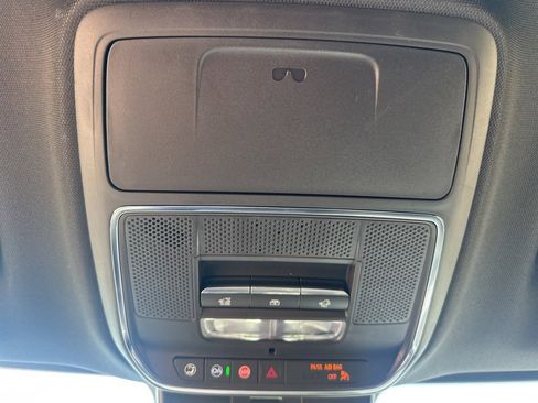 Certified 2025 Buick Enclave Avenir w/ Super Cruise Package image 26