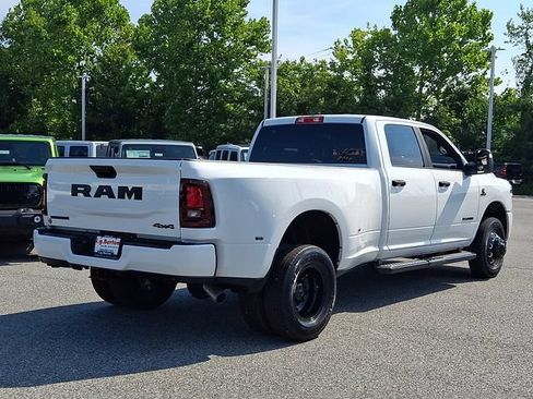 New 2026 RAM 3500 Big Horn AWD/4WD image 6
