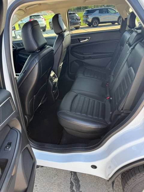 Used 2023 Ford Edge SEL AWD/4WD image 10
