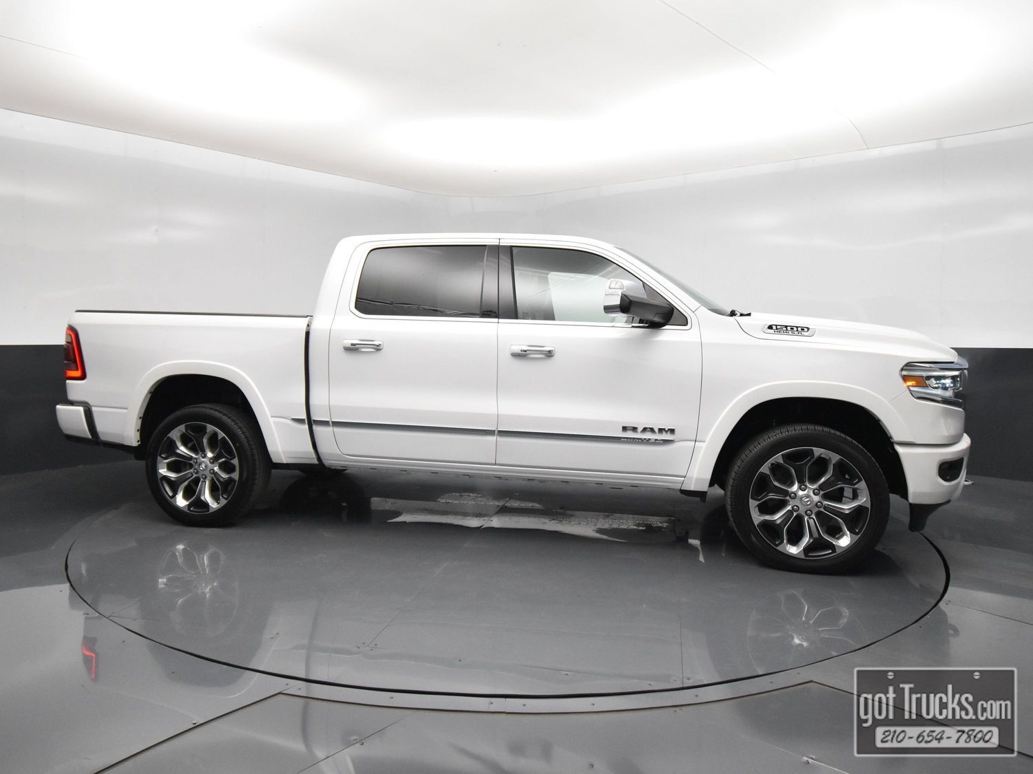 Used 2019 RAM 1500 Limited AWD/4WD image 51