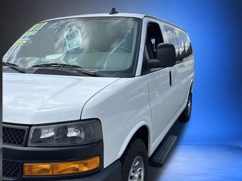 Certified 2018 Chevrolet Express 3500 LS RWD image 2