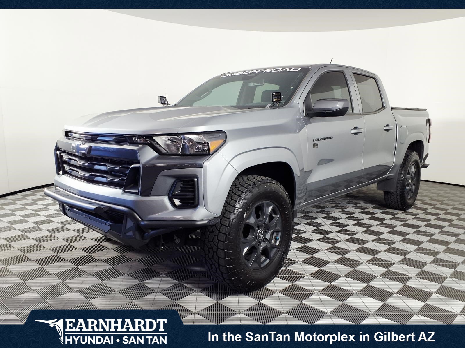 Used 2025 Chevrolet Colorado LT w/ Advanced Trailering Package AWD/4WD image 1
