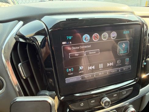 Certified 2019 Chevrolet Traverse LT w/ LPO, Floor Liner Package AWD/4WD image 9