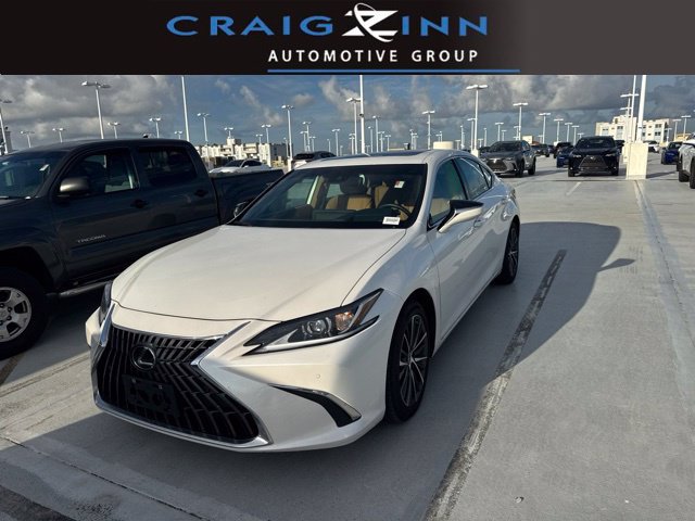 Used 2025 Lexus ES 300h w/ Premium Package FWD image 1