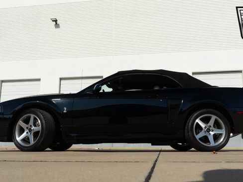 Used 2003 Ford Mustang Cobra image 26