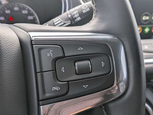 Used 2023 Chevrolet Blazer LT AWD/4WD image 24