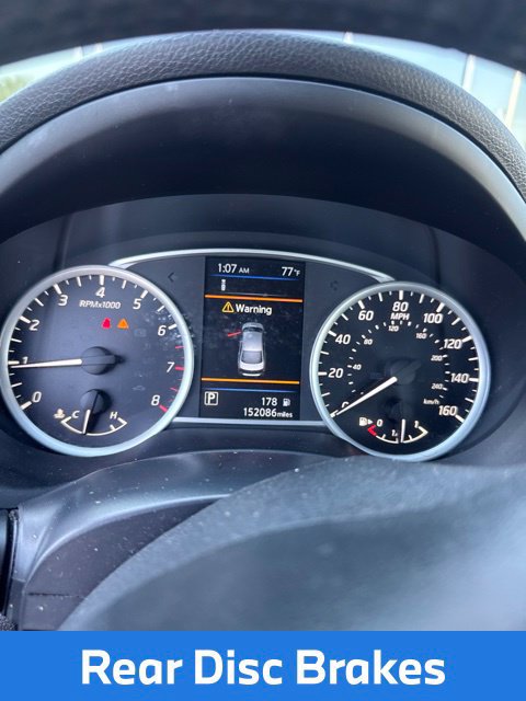 Used 2019 Nissan Sentra SV w/ Special Edition Package FWD image 3
