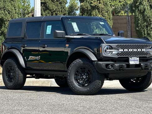 New 2026 Ford Bronco Badlands AWD/4WD image 2