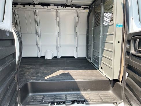 Used 2023 GMC Savana 3500 Work Van w/ Driver Convenience Package image 23