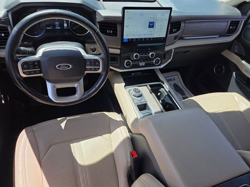 Used 2024 Ford Expedition Max Limited image 8