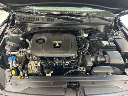 Certified 2020 Kia Forte LXS image 29