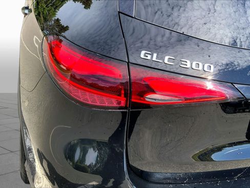 Used 2023 Mercedes-Benz GLC 300 4MATIC image 54