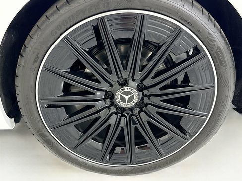 Certified 2025 Mercedes-Benz CLE 300 4MATIC Cabriolet image 27