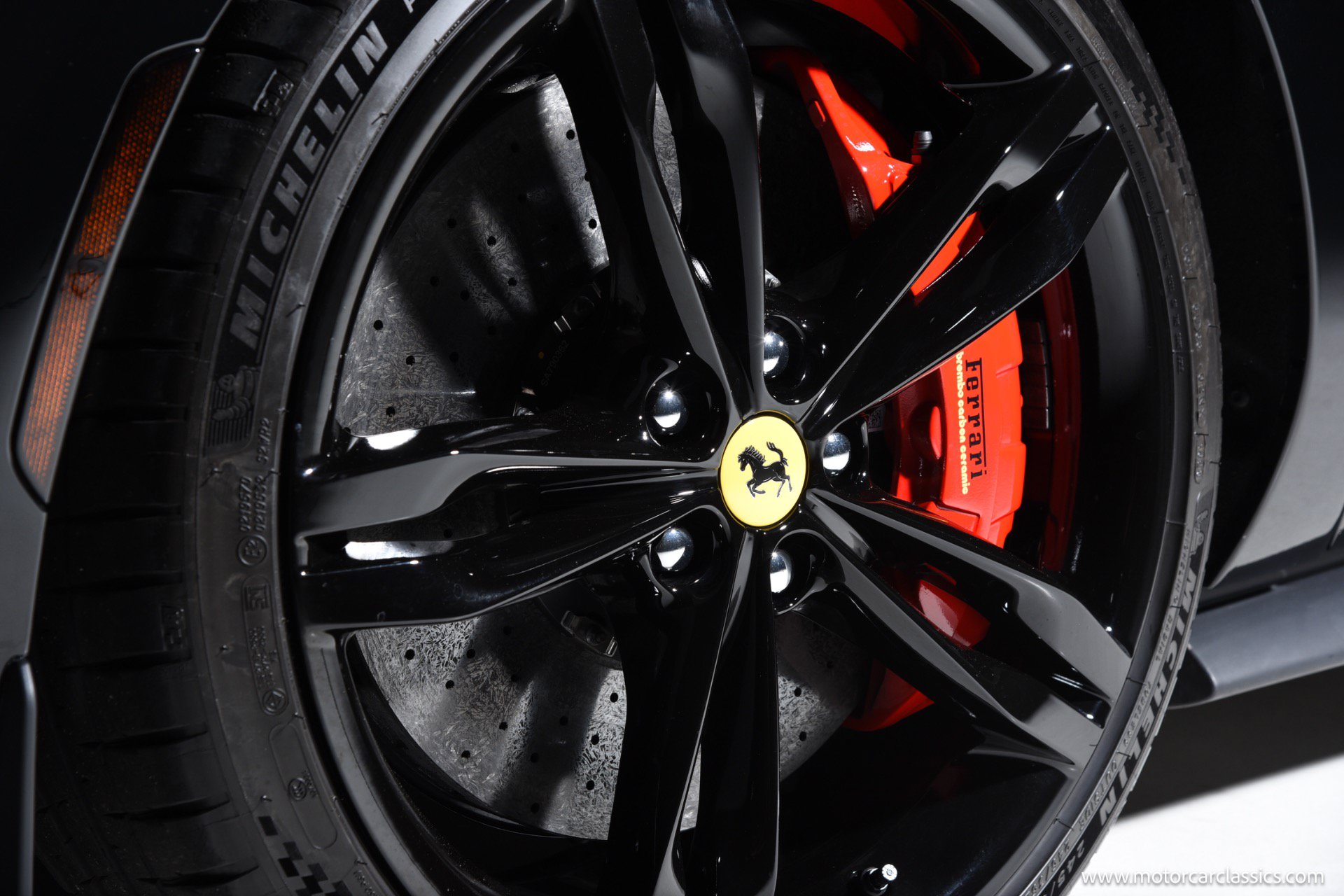 Used 2023 Ferrari 296 GTB RWD image 15