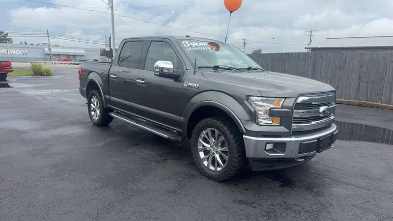 Used 2017 Ford F150 Lariat AWD/4WD image 2
