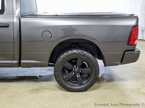 Used 2019 RAM 1500 Express w/ Express Value Package image 9