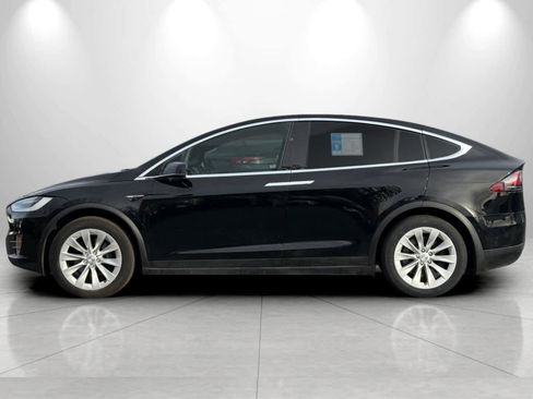 Used 2020 Tesla Model X Long Range image 5