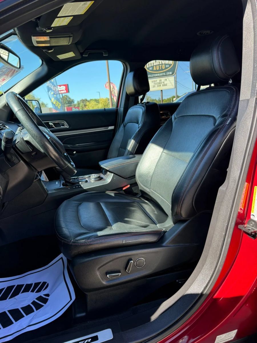 Used 2017 Ford Explorer Sport AWD/4WD image 10