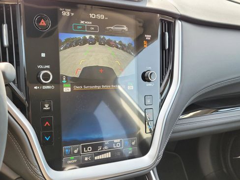 Used 2025 Subaru Outback Touring XT image 9