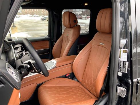 Certified 2025 Mercedes-Benz G 63 AMG 4MATIC image 9