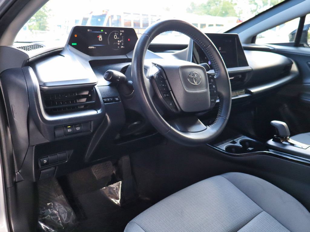 Used 2024 Toyota Prius LE AWD/4WD image 20