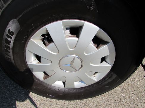 Used 2023 Mercedes-Benz Sprinter 2500 image 30