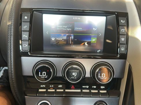 Used 2018 Jaguar F-TYPE Convertible RWD image 21