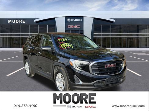 Used 2018 GMC Terrain SLE image 1