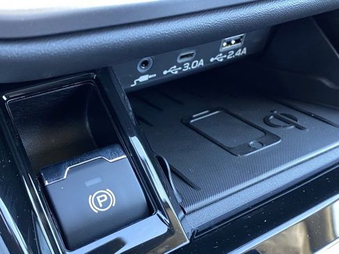 New 2025 Subaru Outback Touring XT image 17