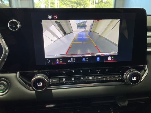 New 2026 GMC Canyon Elevation w/ Convenience Package image 17