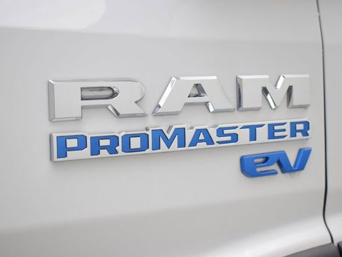 New 2024 RAM ProMaster 3500 w/ Delivery Van Package FWD image 15