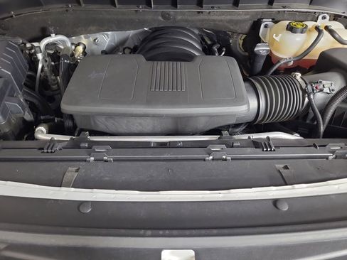 Used 2023 Chevrolet Tahoe RST w/ Sport Performance Package image 28