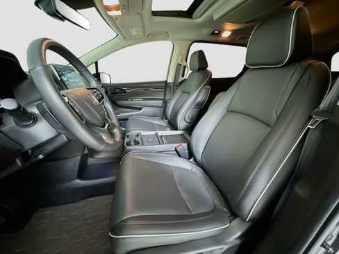 Used 2025 Honda Odyssey Elite image 10