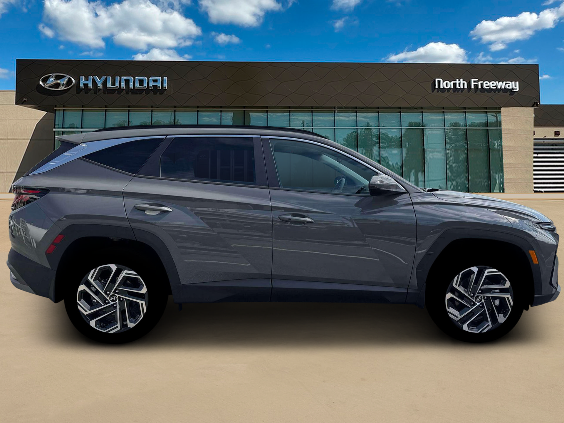 New 2026 Hyundai Tucson SEL Plus FWD image 9