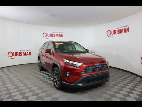 Used 2022 Toyota RAV4 XLE Premium AWD/4WD image 14