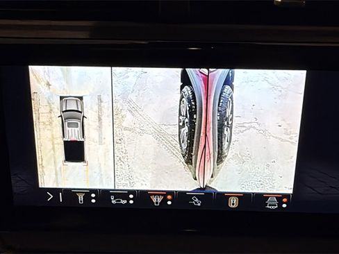 Used 2025 GMC Sierra 1500 AT4 w/ AT4 Premium Package image 44