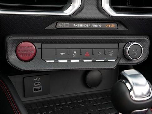 Used 2024 Ford Mustang GT Premium image 23