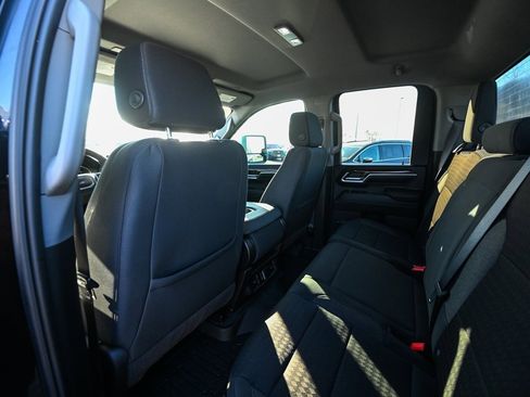 Used 2024 GMC Sierra 2500 SLE image 19