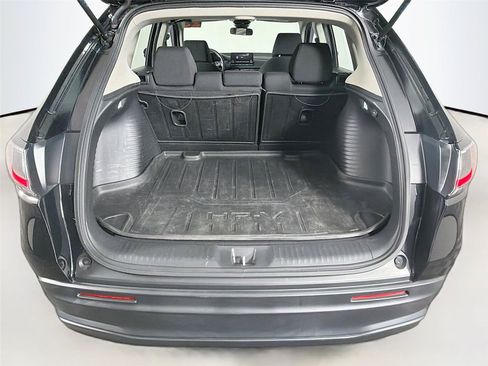 Used 2023 Honda HR-V LX image 14