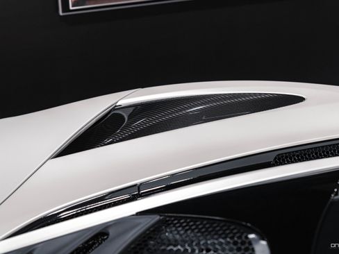 Used 2018 McLaren 720S Performance image 4