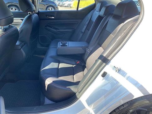 Used 2024 Nissan Altima 2.5 SR image 25