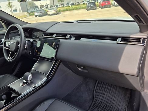 Certified 2026 Land Rover Range Rover Velar Dynamic SE image 21
