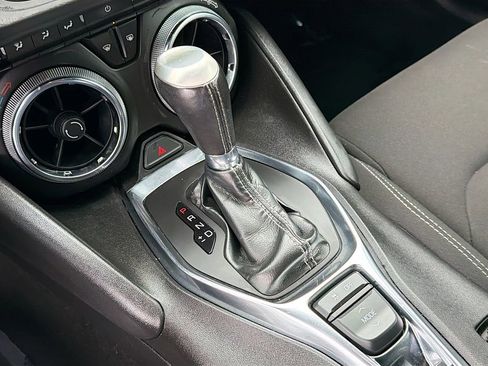 Used 2021 Chevrolet Camaro LT w/ Technology Package RWD image 25