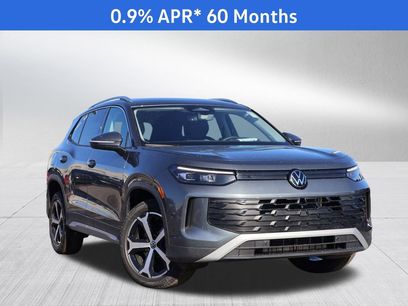 New 2026 Volkswagen Tiguan SE