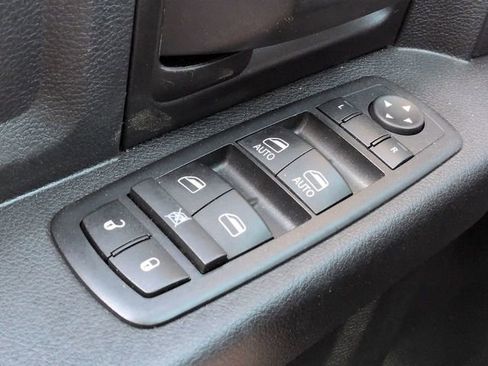 Used 2016 RAM 1500 Express AWD/4WD image 28